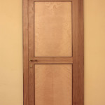 Bay oak door and ash with profiles of walnut